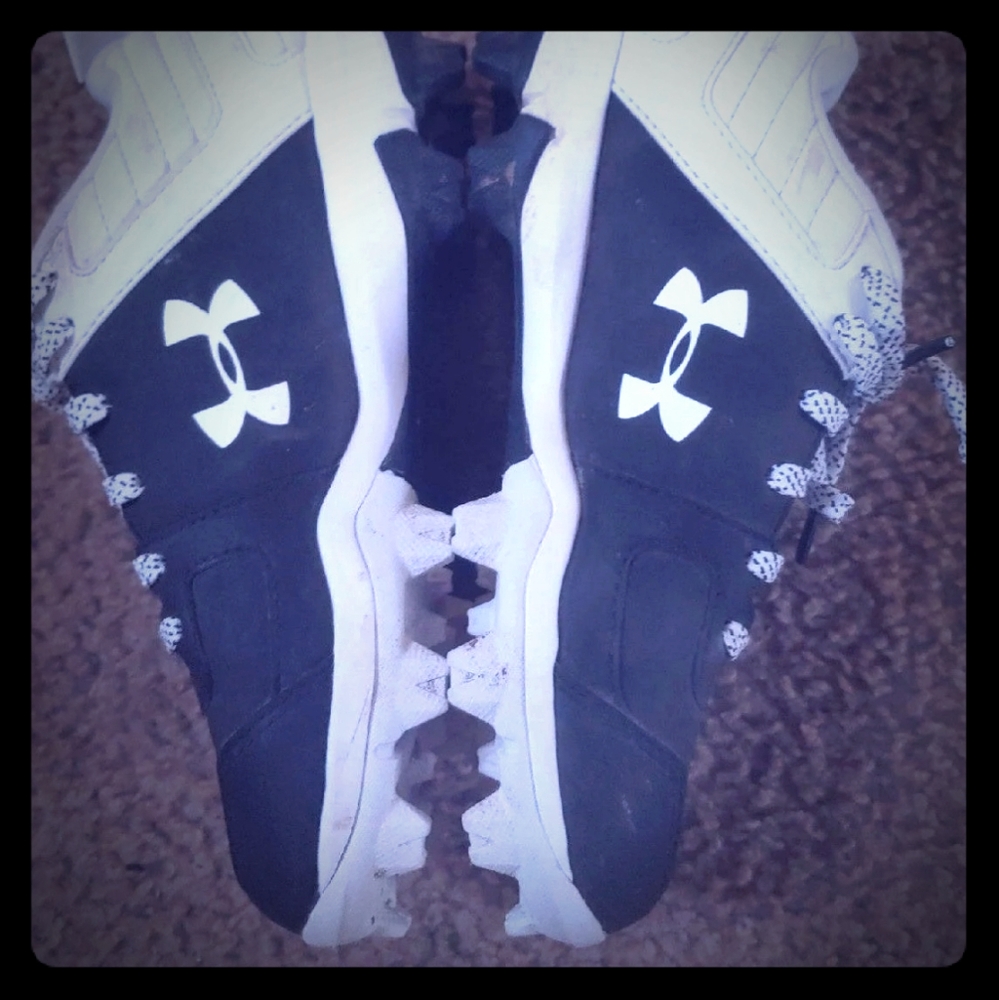 Under Armour Youth Cleats